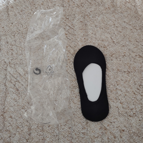 NWOT Bootie Socks - Picture 2 of 5